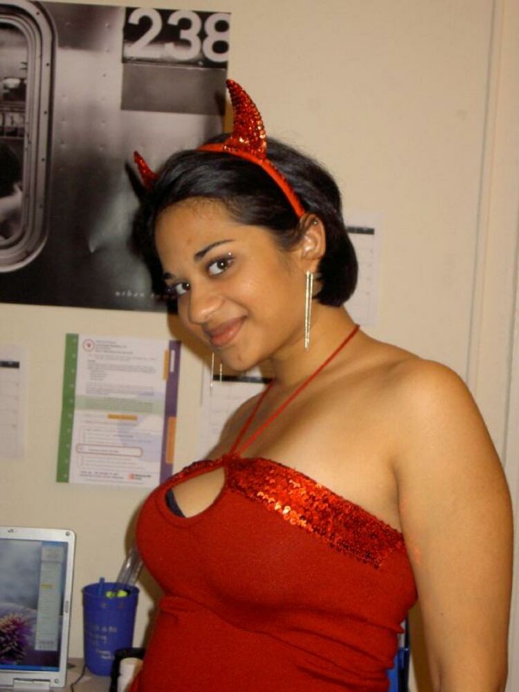 Real indian gfs are posing and naked gallery 40 #77764204