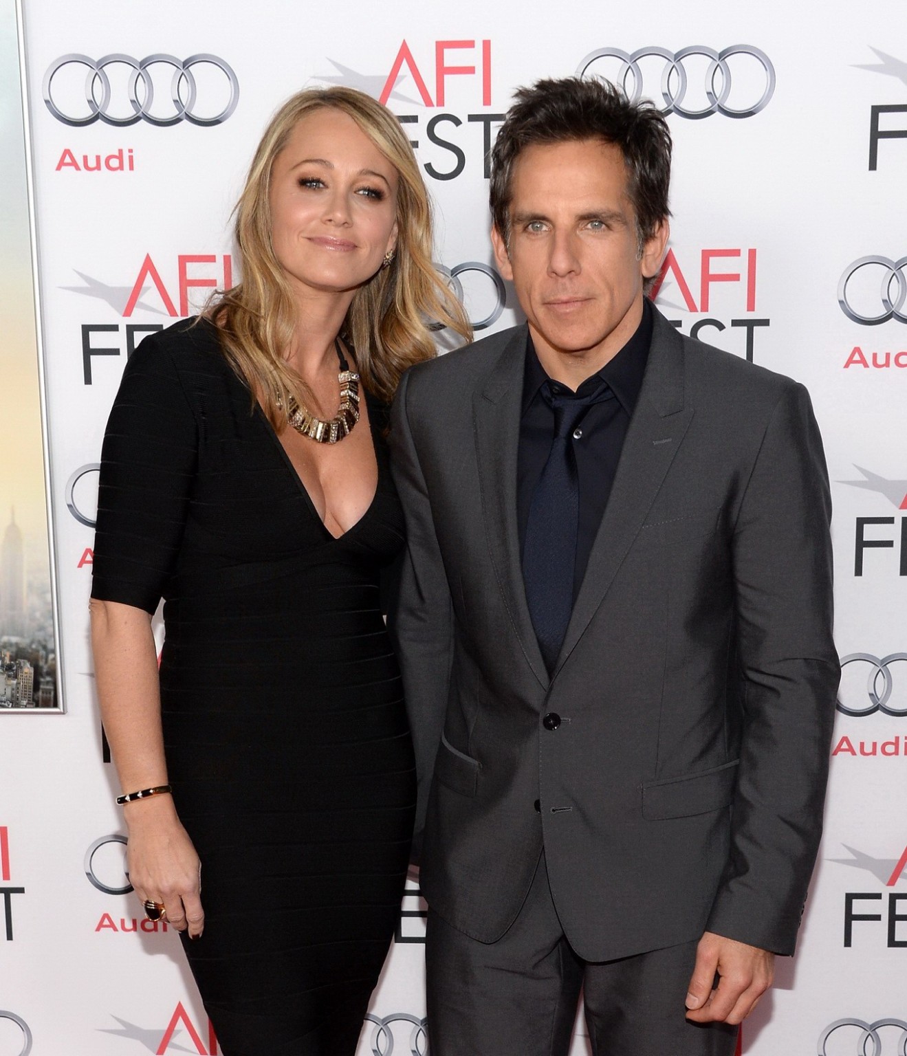 Christine Taylor zeigt ein riesiges Dekolleté bei der "The Secret Life of Walter Mitty"-Show
 #75212945