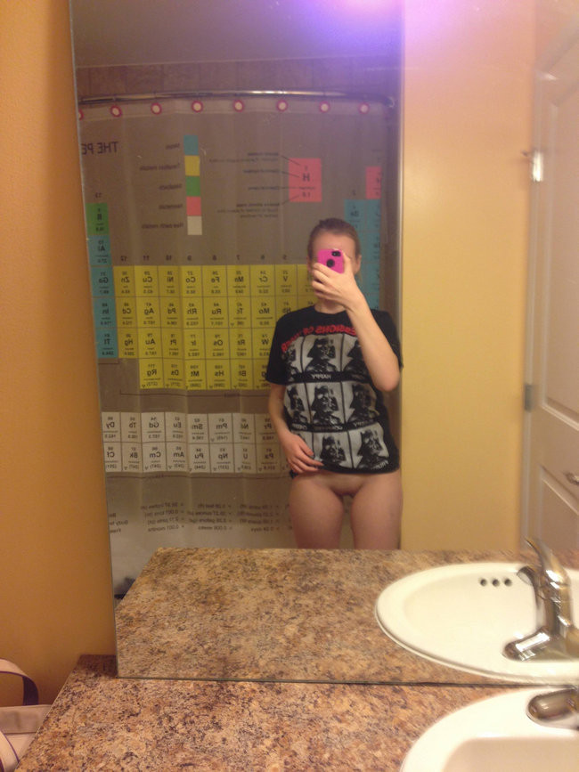 Self shot gfs are posing for cell phone camera pics #67478138