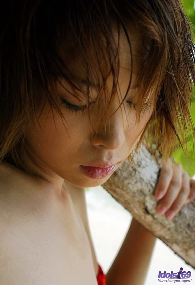Asiatisches Model Minami Aikawa zeigt Titten und Muschi
 #69746734