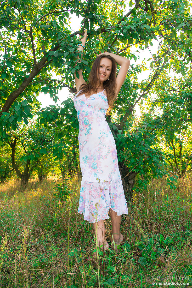 Busty Russian Teen Babe