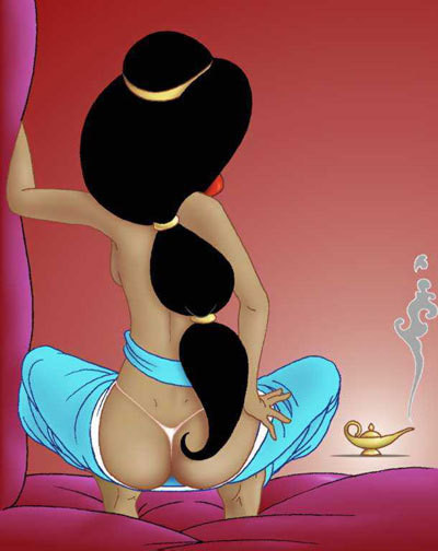 Jungfrau und kleine Prinzessin Jasmine zeigt Striptease
 #69648019
