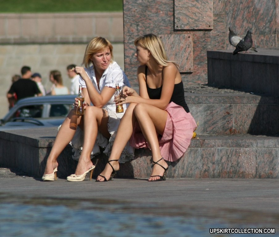 Upskirt voyeur pictures made by pro hunters in public #73174732