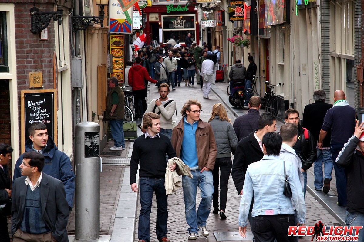 Geile Senior wird schmutzig mit einem echten reifen Fenster Hooker
 #69205229