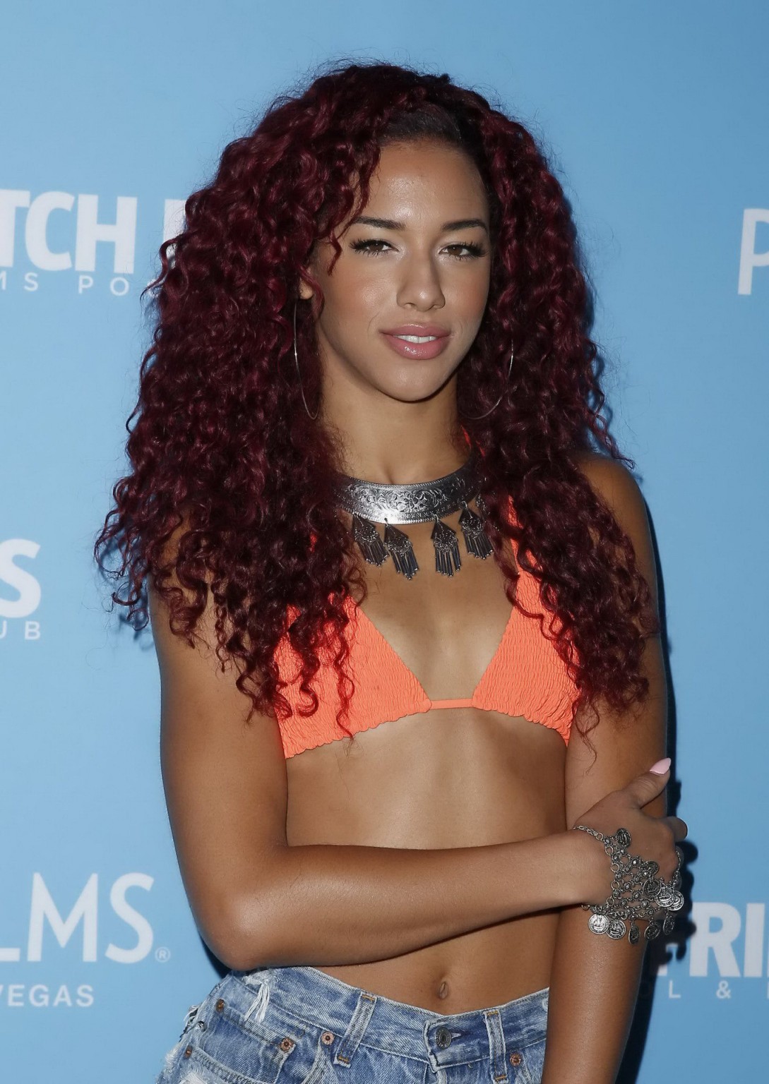 Natalie La Rose stunning in tiny bikini top and hotpants #75155150