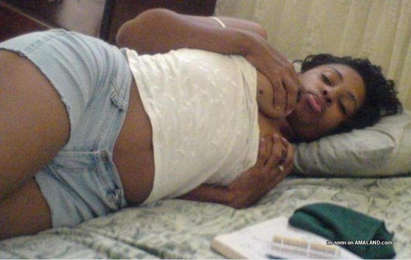 Collection of a naked ebony honey posing sleazy on cam #73319387