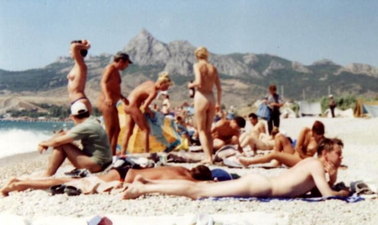 Avertissement - photos et vidéos de nudistes réels et incroyables
 #72274419