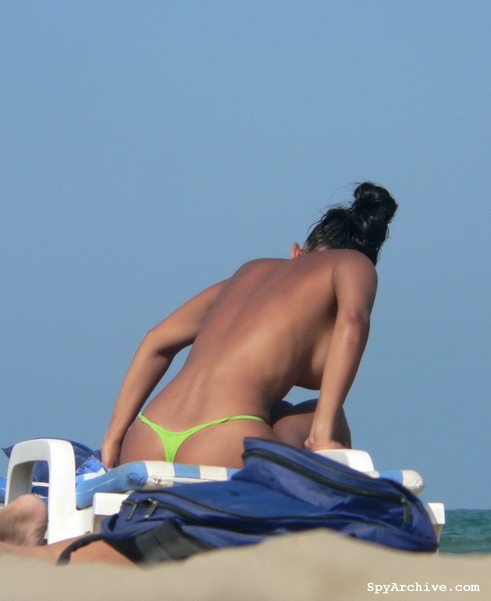 Spionage auf ein heißes brasilianisches Mädchen mit großen Titten
 #72242232
