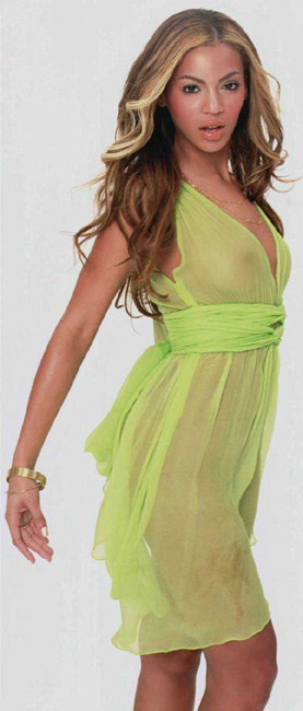 Promi-Star Beyonce Knowles zeigt ihren sehr schönen Arsch
 #75428184