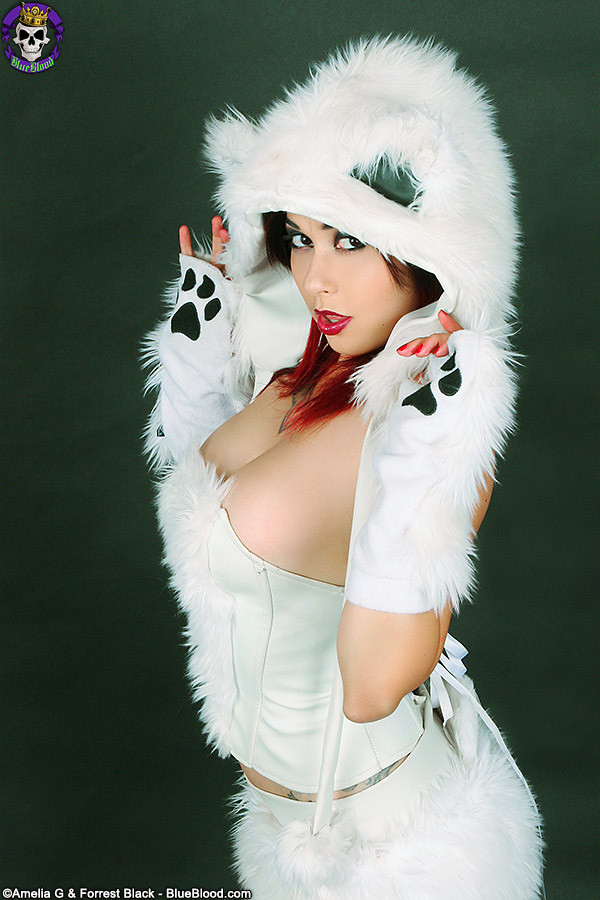 Furry fantasía chica scarlet starr con increíble tetas juega polar b
 #75734227