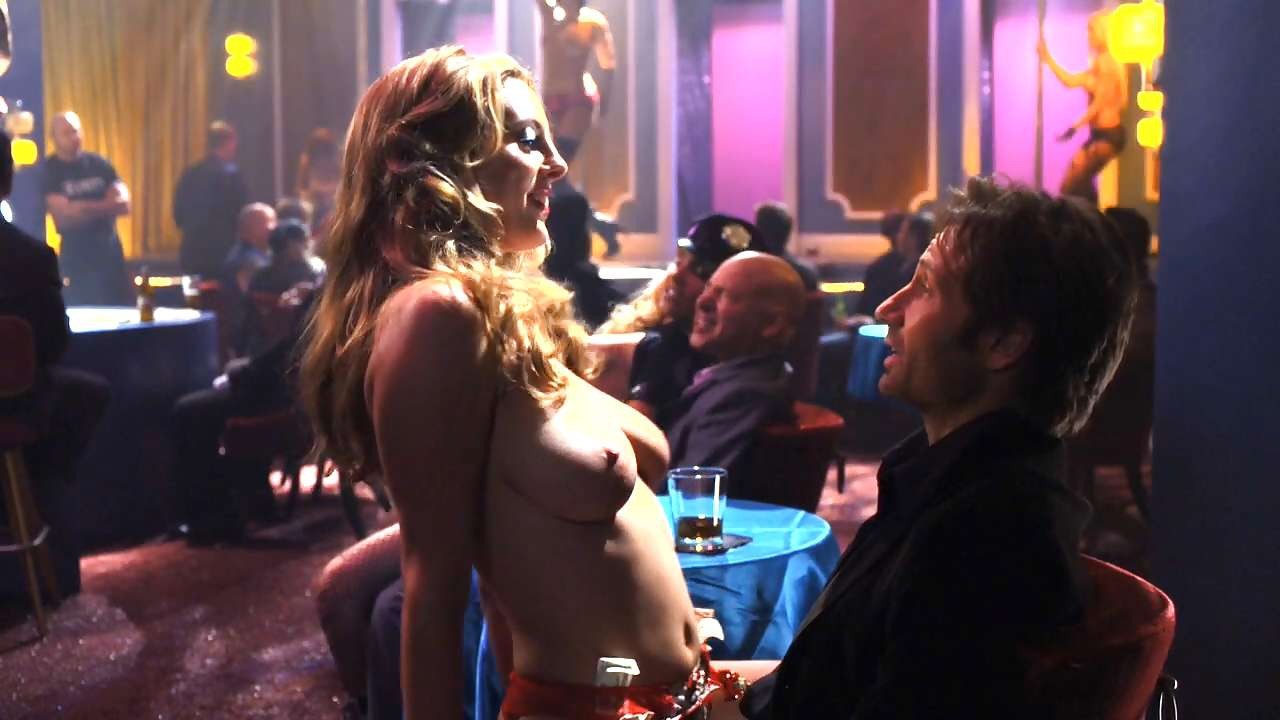 Eva amurri zeigt ihre schönen großen Titten und tollen Arsch in Höschen in Nacktfilm Kappen #75295840