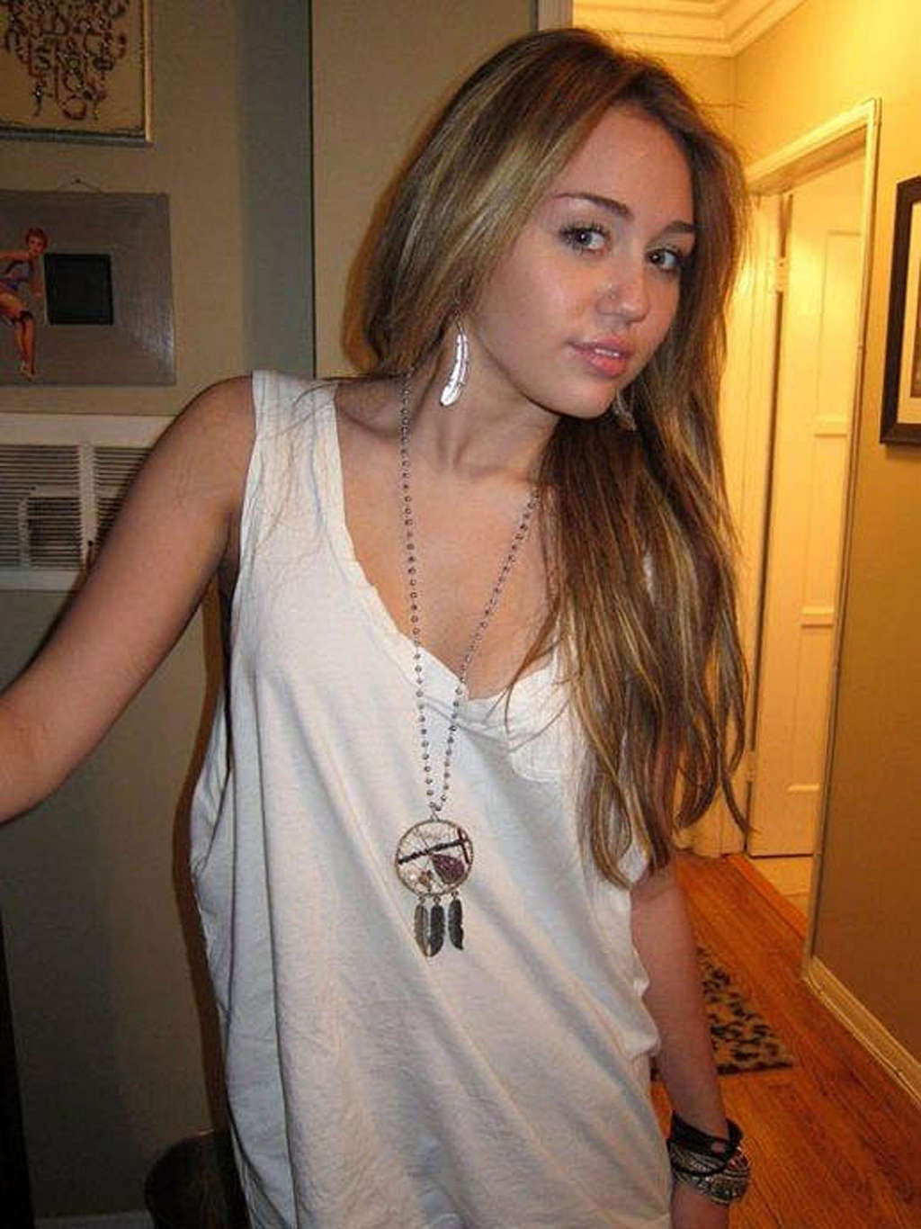 Miley Cyrus exposing sexy her sexy body and nice tits on private photos #75324767