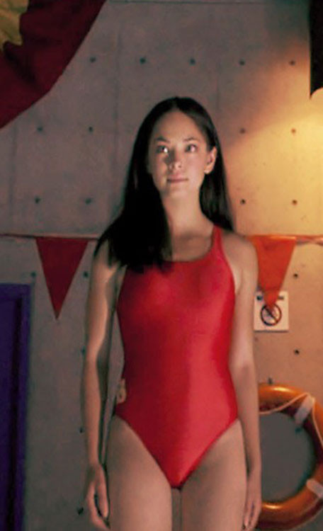 Celebrity Kristin Kreuk posing and showing great body #75402985