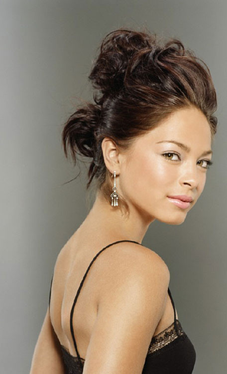 Celebrity Kristin Kreuk posing and showing great body #75402995