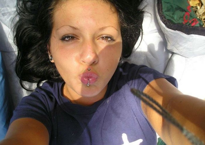 Novias reales más calientes
 #71384909