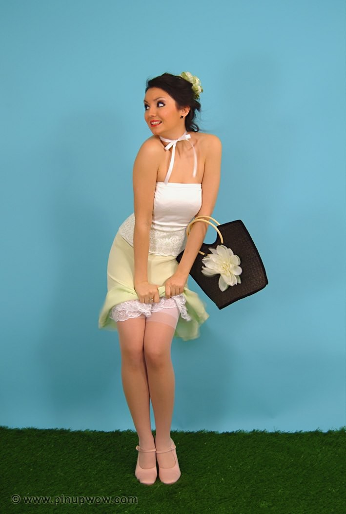 Pinup babe in retro style #74918680