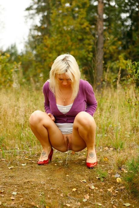 Yummy blonde teen without panties takes a piss in the forest #76568588