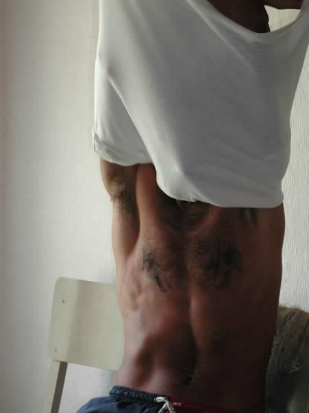 Chico amateur desnudándose
 #77009875