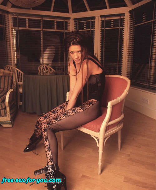 Catherine Zeta Jones in fishnets and posing sexy in mini skirt #75428482