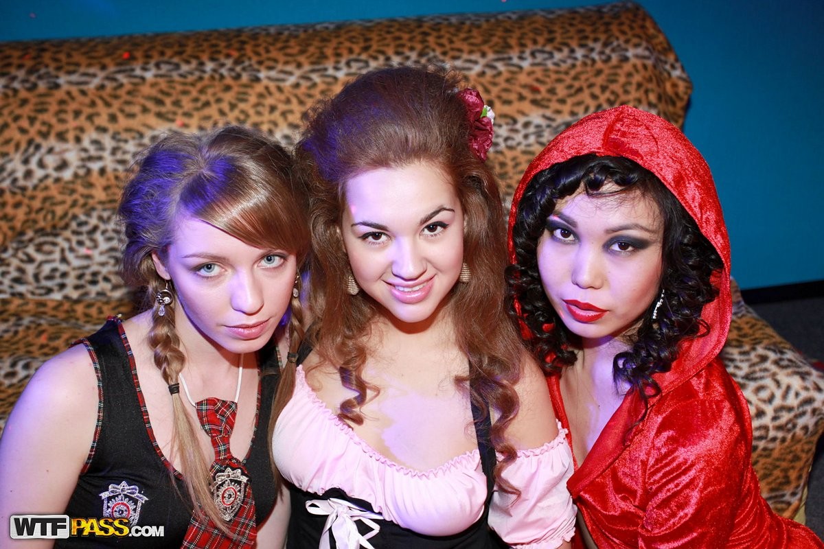 Estudiantes disfrutando de fiestas de sexo sucio
 #76766697