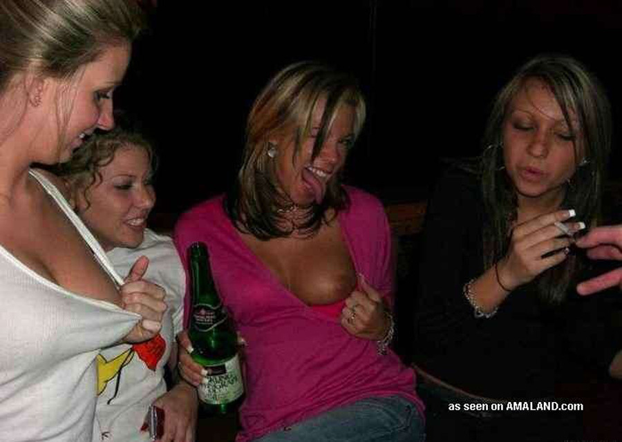 Gfs trasteando en una fiesta caliente y salvaje
 #77106465