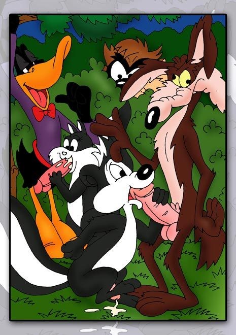 Verführerische Lola knallt Daffy Duck und bekommt ein Sperma
 #69652177