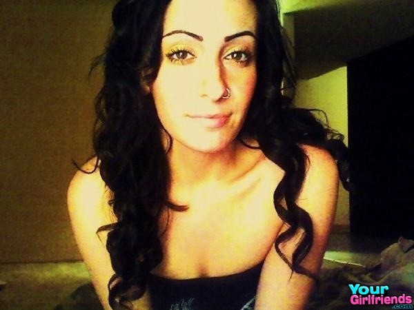 Freundin bekommt ihr Photobucket-Konto gehackt und nackte Bilder im Netz veröffentlicht
 #67331509