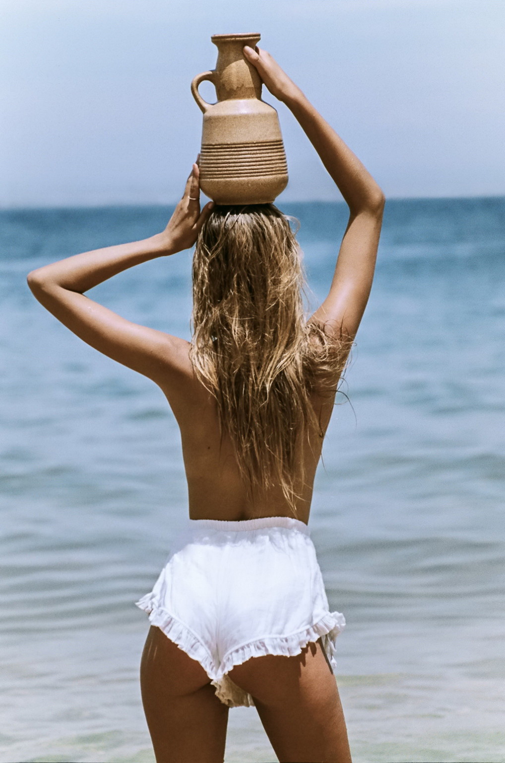 Maya stepper zeigt ihre kleinen titten am strand
 #75145449