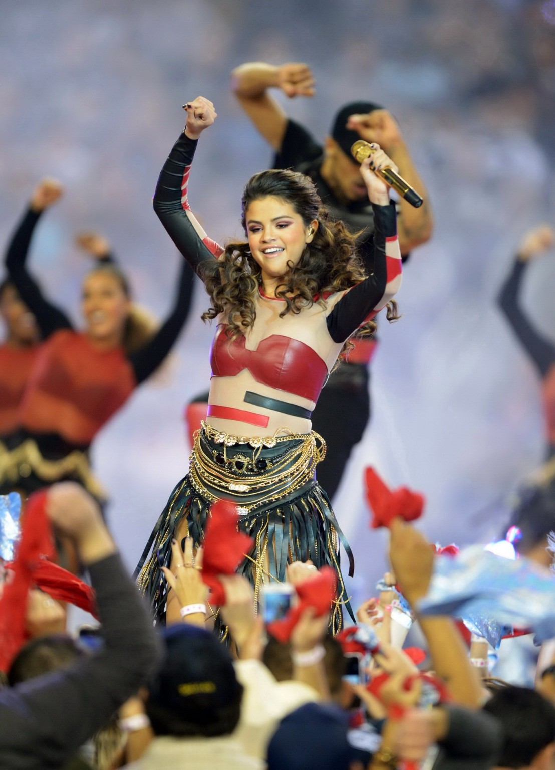 Selena Gomez wearing tiny red leather outfit on Dallas VS Oakland halftime show  #75211607