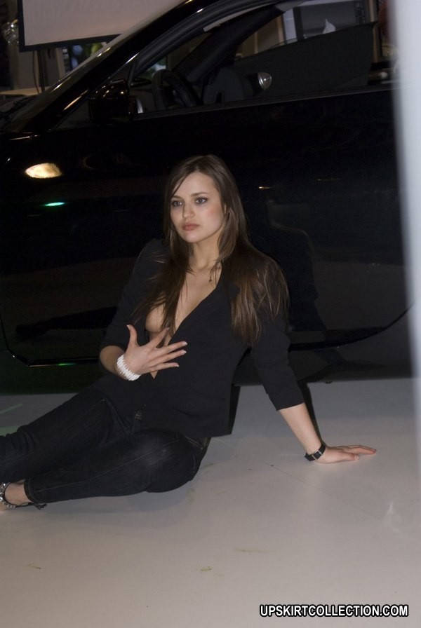 Babe's upblouse gets spied when she poses near the car #73172703