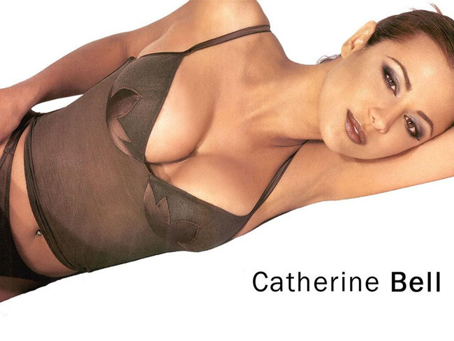 Catherine bell corpo completamente nudo e tette nude in scene di sesso
 #75429608