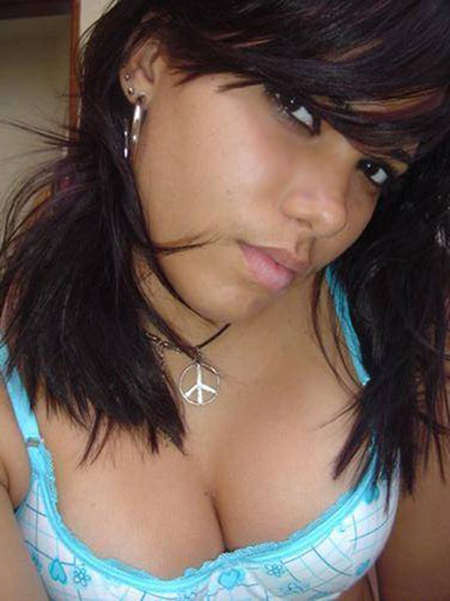 バストアップした見栄っ張りな女友達のホットな写真いろいろ
 #67656081