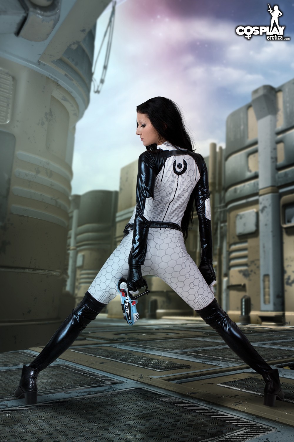 Zorah is Miranda Lawson character from Mass Effect game #76468791