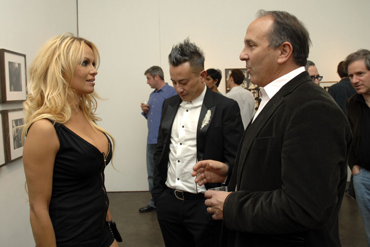 Pamela anderson mostrando sus grandes tetas en ropa interior
 #75405018