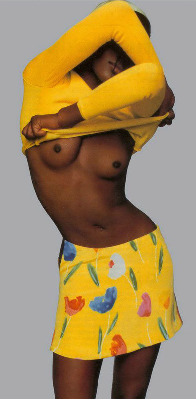 Celebrity Naomi Campbell completely naked ebony body #75401938