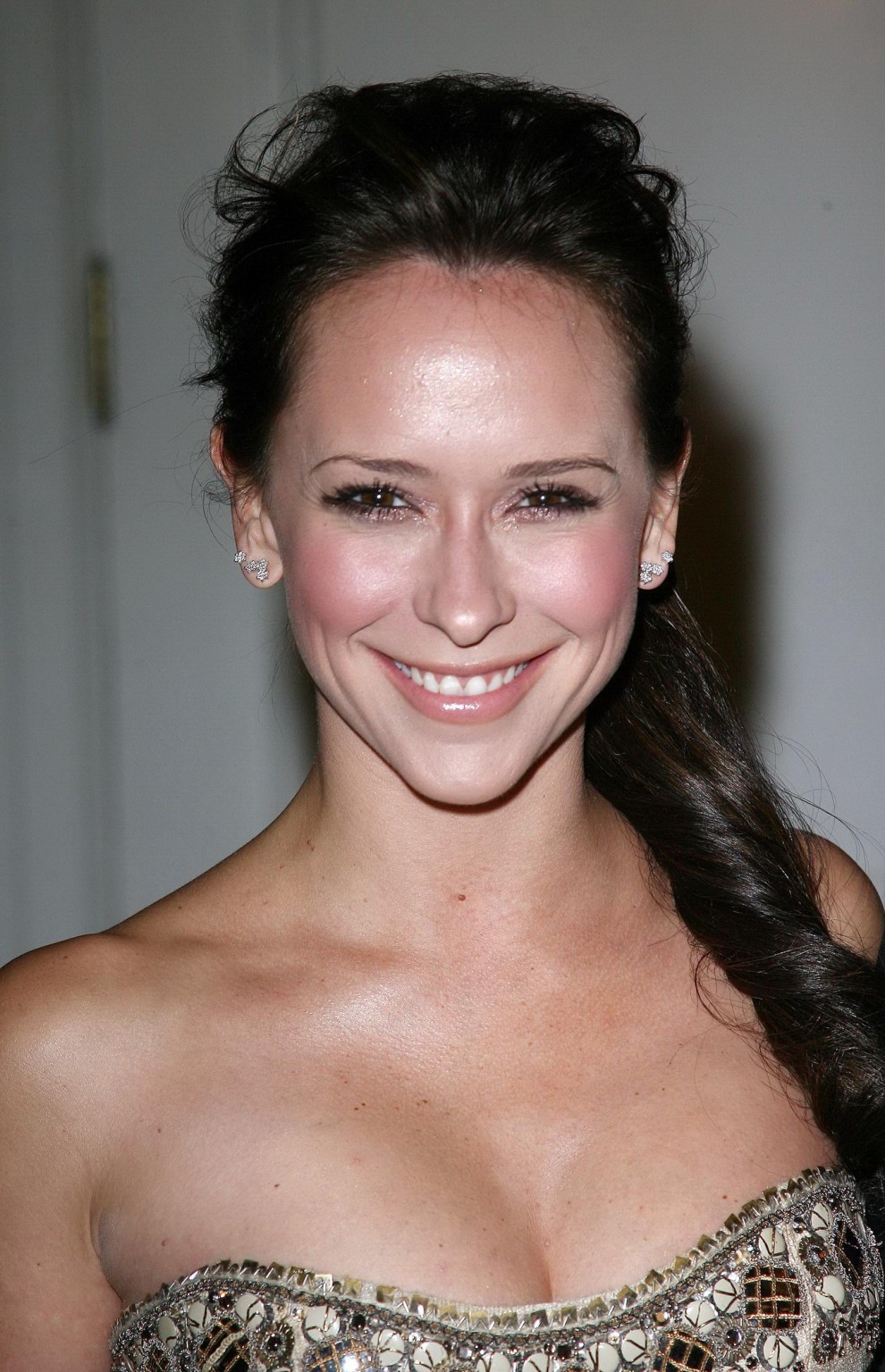 Jennifer Love Hewitt showing awesome cleavage in a strapless dress at 39th Annua #75328113