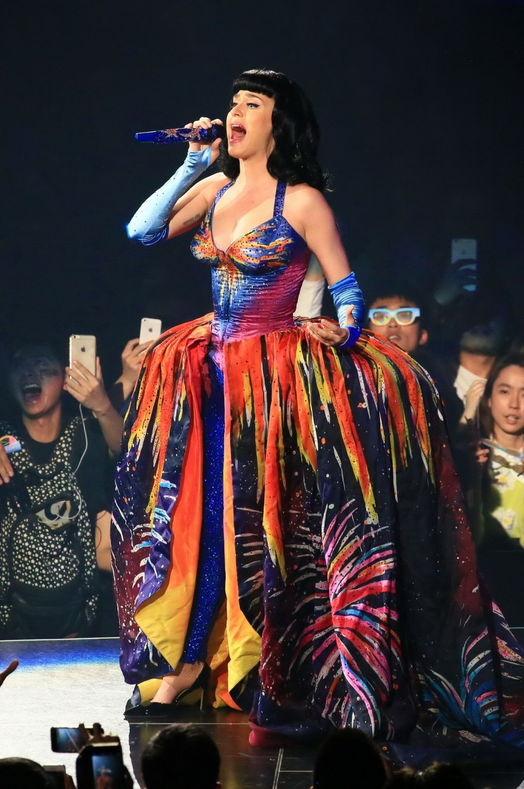 Katy Perry busty showing cameltoe and shaved crotch while performing on the tour #75165810