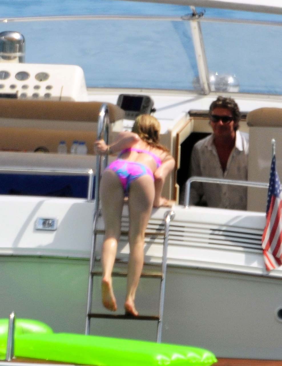 Avril Lavigne exposing sexy body and hot ass in bikini on yacht #75298702