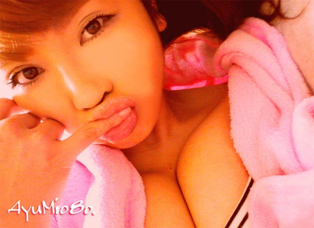 Modèles amateurs japonais et chinois, spectacles sexuels gratuits en direct à la webcam.
 #69889332