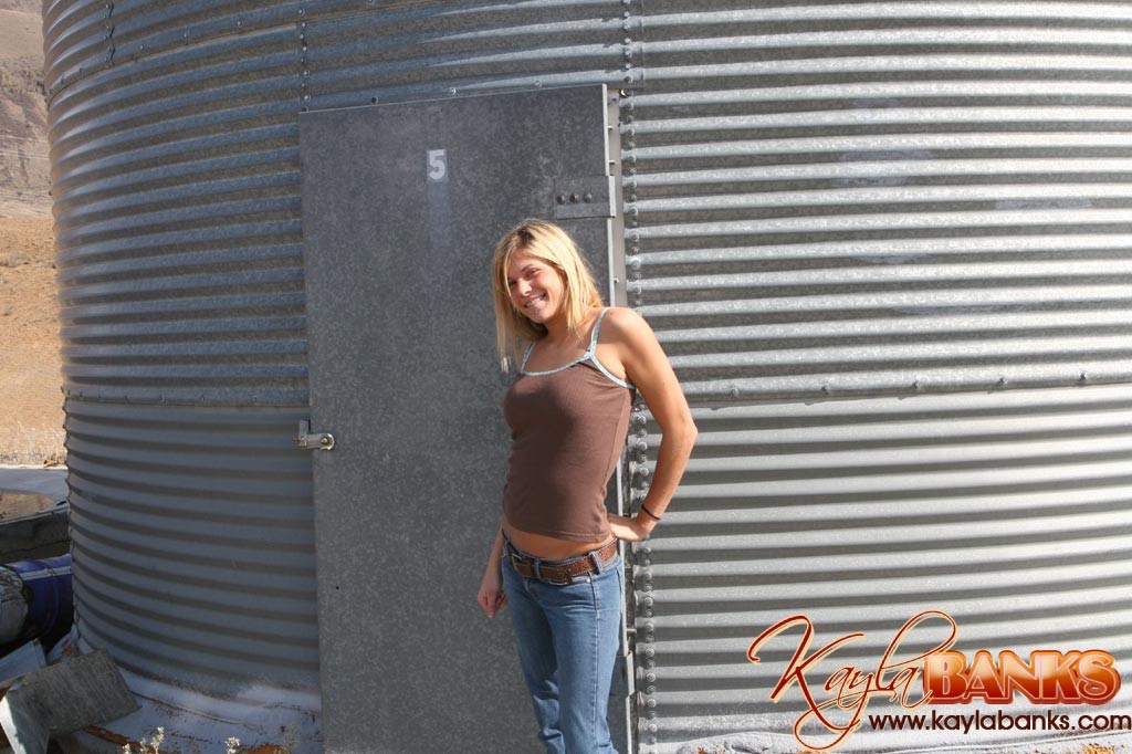 Blonde teen outdoors flashing her sweet tight body #78624593