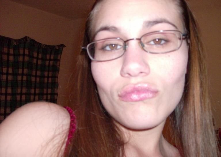 Chupando una erección
 #68120935