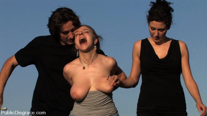 Chick will get thrilling bondage experience and fucked exterior #72119750