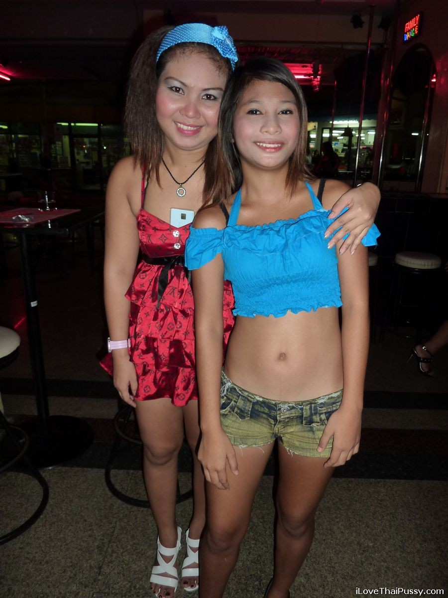 Bargirls thailandese ubriaco pagato per scopare un turista svedese vero bangkok hookers
 #69904604