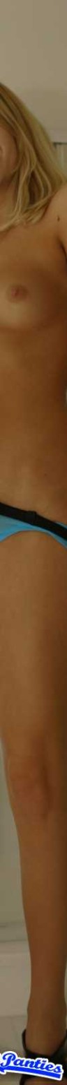 Ashlee schiere blaue Höschen im Bad und ich meine schiere Sie können ihre enge sehen
 #72635913