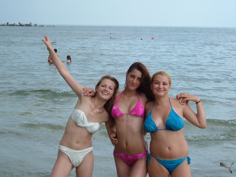 Stunning Russian nudist is aware of how to have some pleasurable #72248128