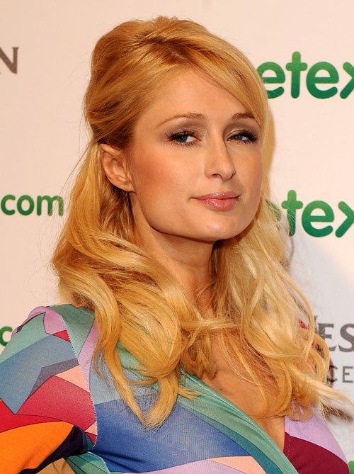 Paris Hilton showing her perfect legs in dress #75407161