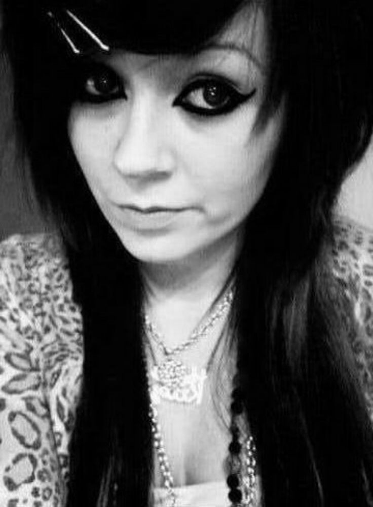 Emo and goth gfs posing and selfshot pics 18 #68267650