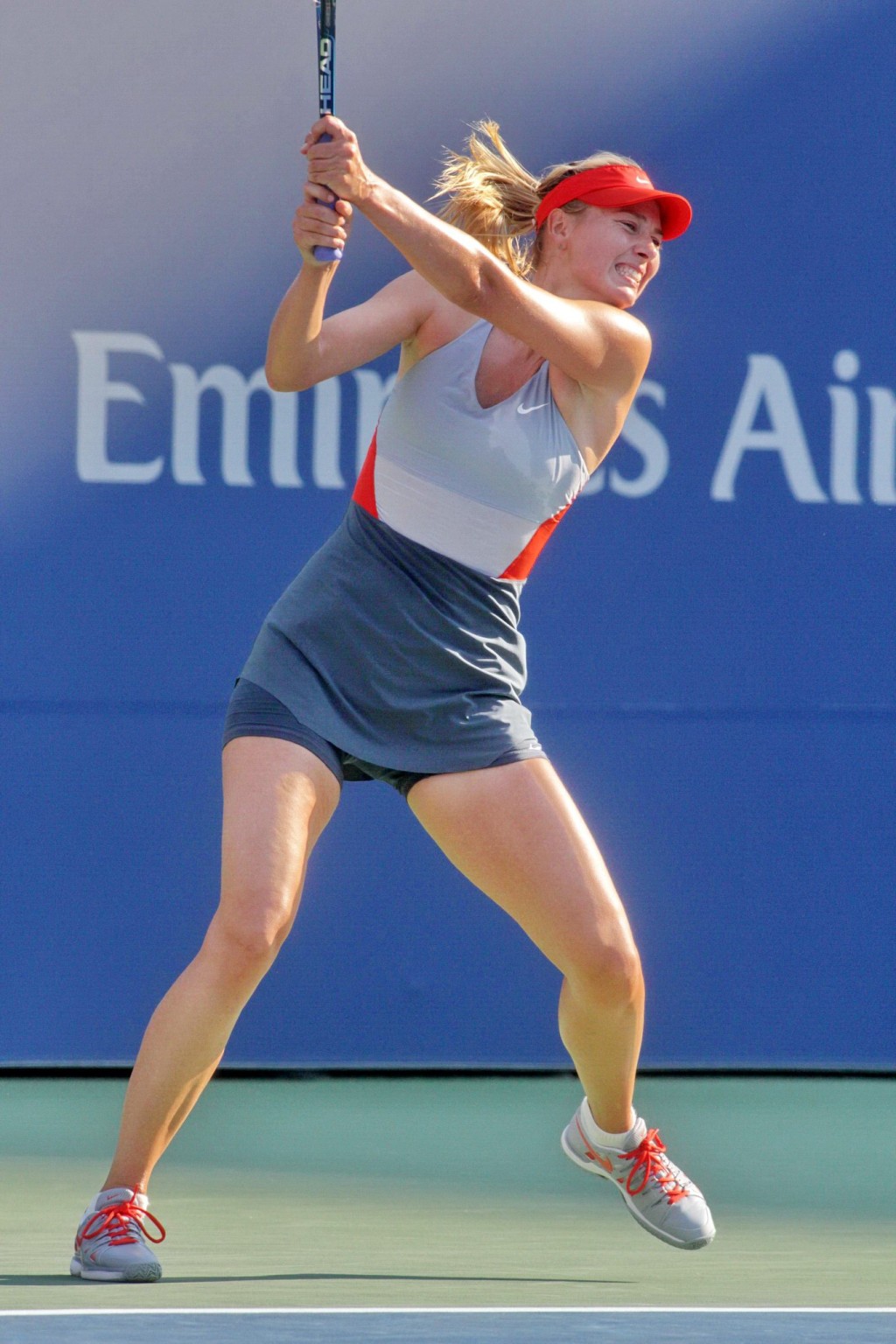 マリア・シャラポワがテニスの全米オープンで黒のパンティを見せる
 #75187315
