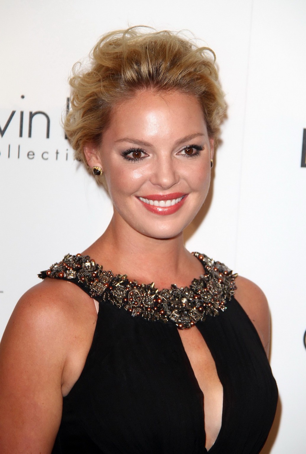 Katherine Heigl showing huge cleavage at 18th Annual ELLE Women in Hollywood Cel #75285012