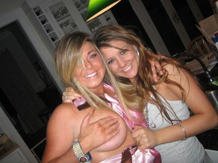 Fotos de amateurs y novias sucias
 #68443474